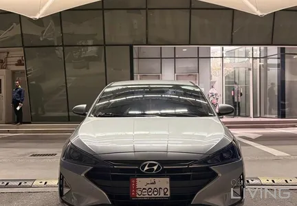Hyundai Elantra  2020